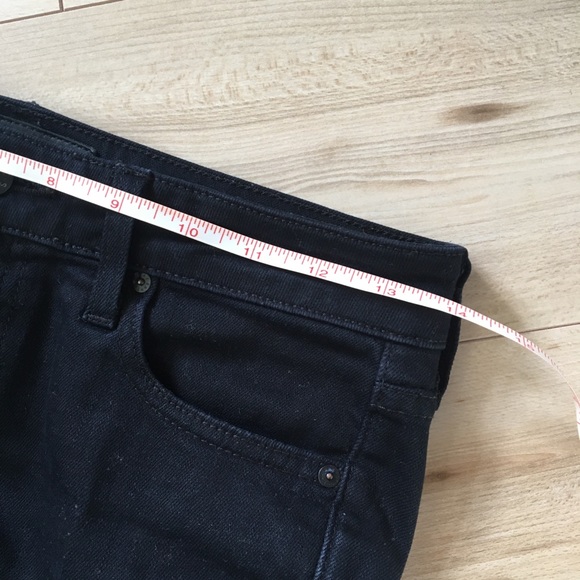 Aritzia Castings Jet Black Mid-rise Cropped Skinny Jeans - Picture 3 of 8